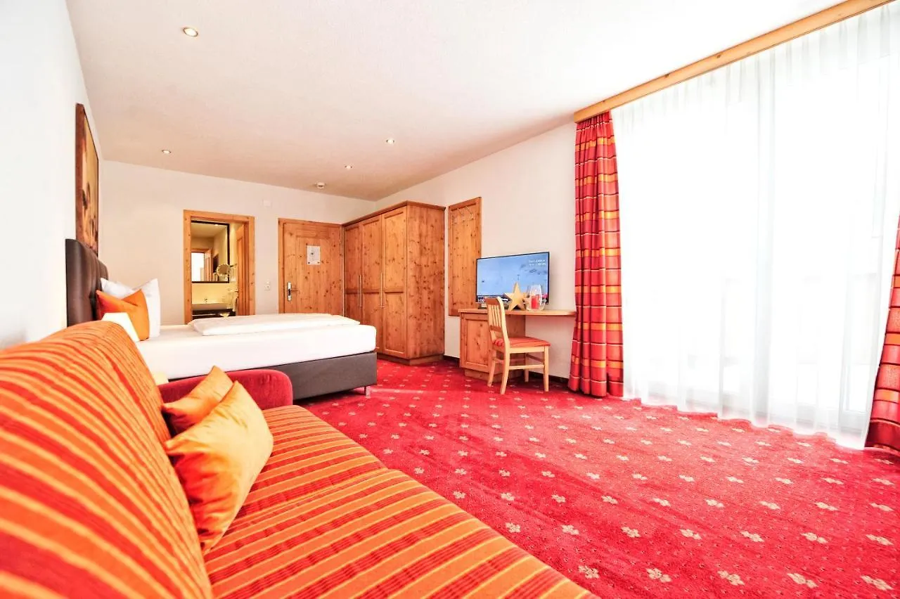 **** Hotel Alpenstern - Sommer Silvretta Card Premium Inklusive! Ischgl Austria